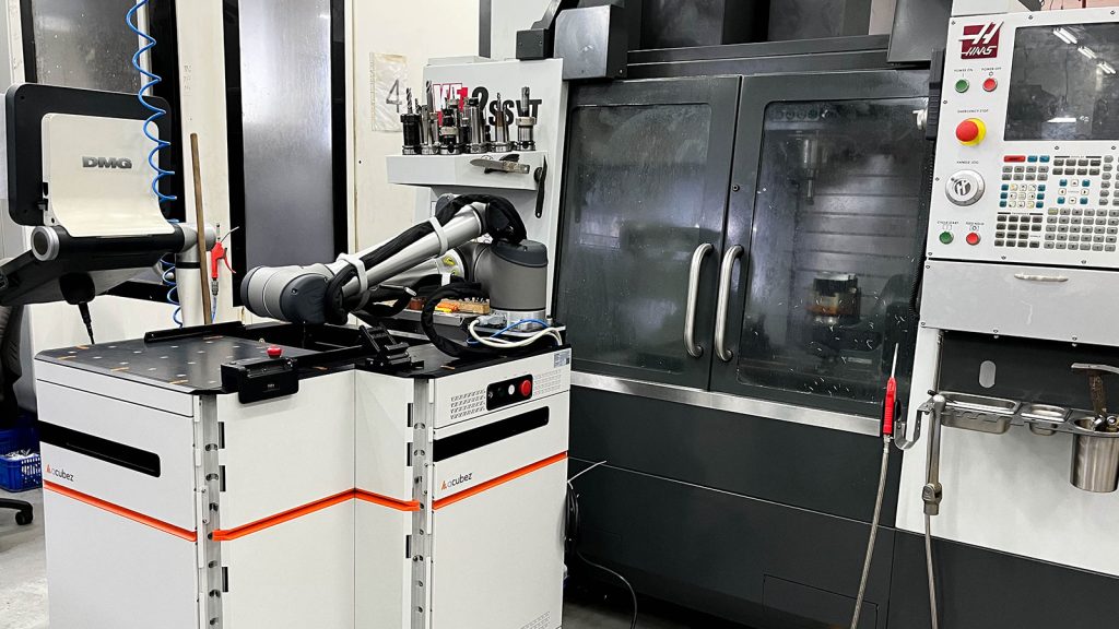 Machine automation solutions for HAAS CNC machine- CNC Robotics